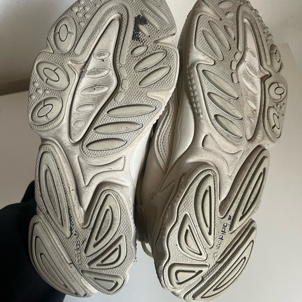 Shoes - Picture 5 of 5